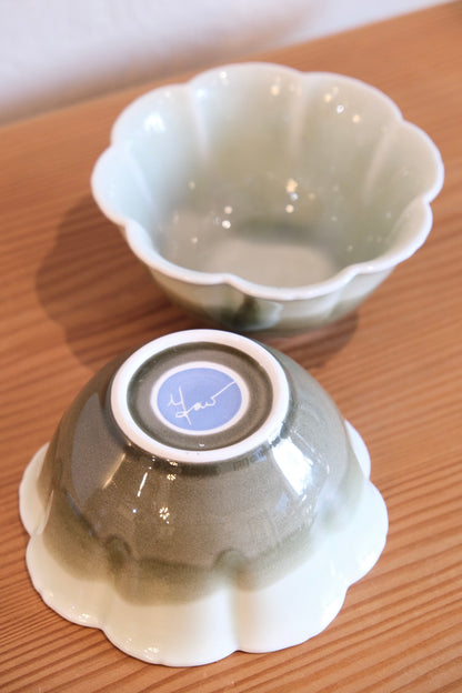 Flower Bowl (Light Green)